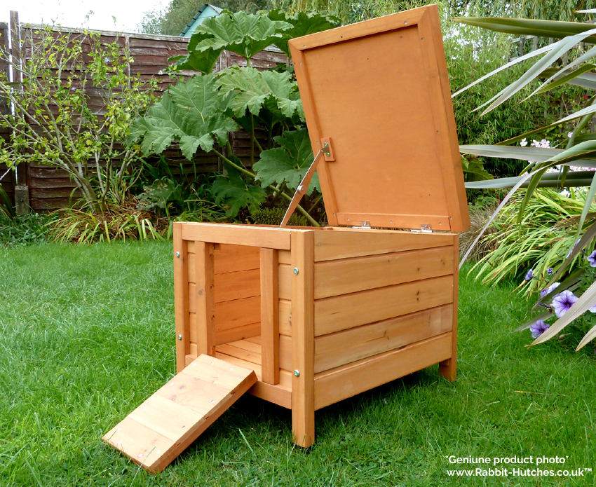 multiple access points on this little hutch